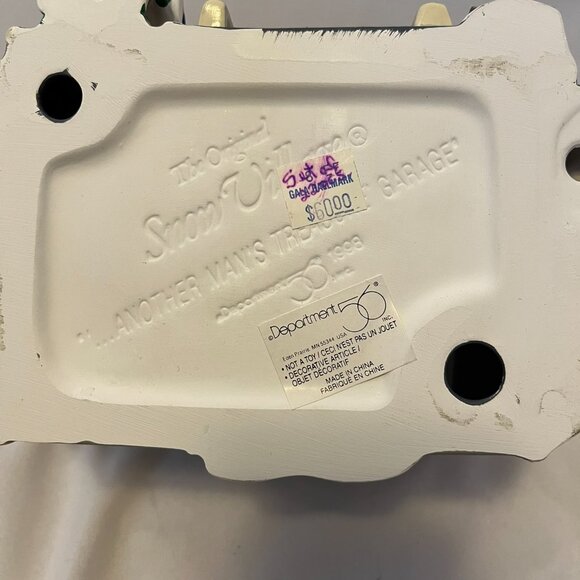 Dept 56 Snow Village – “Another Man’s Treasure” Lighted Garage w/accessories - Picture 12 of 16